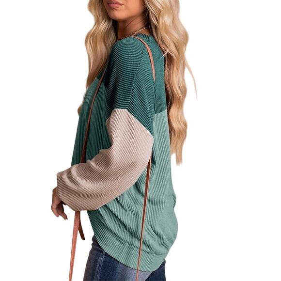 NWT ~ Green & Tan Color Block Long Sleeve Pullover Crewneck Top ~ Women's XL - Picture 3 of 3
